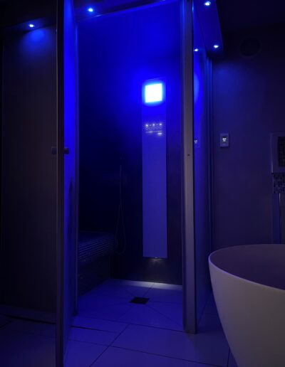 Swindon Steam Room TY Helo